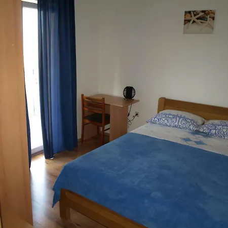 Adriana1979 Apartament